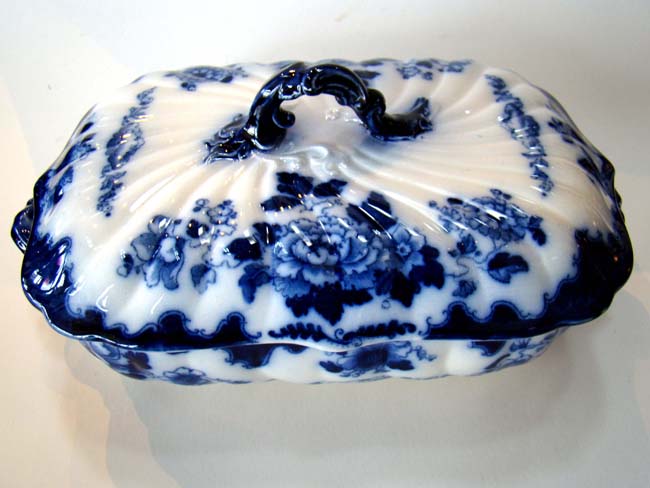 A lovely vintage covered vegetable dish marked 'Gresham B & S' — image 2